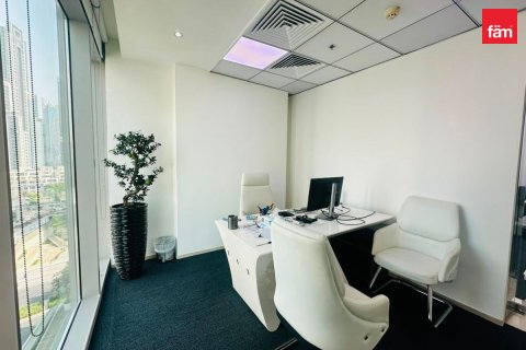 Iroda itt: Dubai, EAE, 162.4 m², azonosító: 765780 - fénykép 7