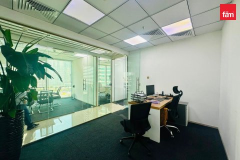 Iroda itt: Dubai, EAE, 162.4 m², azonosító: 765780 - fénykép 8