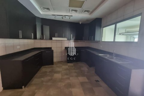 Вилла Al Maqtaa, Абу-Даби, БАӘ-да 6 жатын бөлмелер, 371.6 м² № 533272 - фото 17