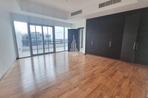 Вилла Al Maqtaa, Абу-Даби, БАӘ-да 6 жатын бөлмелер, 371.6 м² № 533272 - фото 4