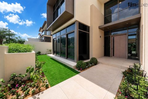Villa sa Dubai Hills Estate, UAE 4 silid-tulugan, 691.1 sq.m. № 678394 - larawan 28