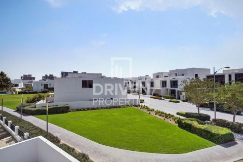 Villa asukohaga DAMAC Hills (Akoya by DAMAC), Dubai, AÜE: 5 magamistoaga, 460.71 m² Nr 765120