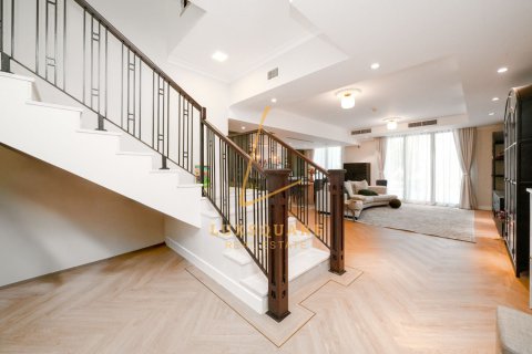Villa in vendita a Motor City, Dubai, EAU 3 camere da letto, 240 mq. № 766640 - foto 4