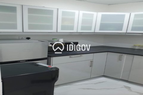 Biuro do wynajęcia w Business Bay, Dubai, ZEA 73.86 mkw., nr 761118 - zdjęcie 3