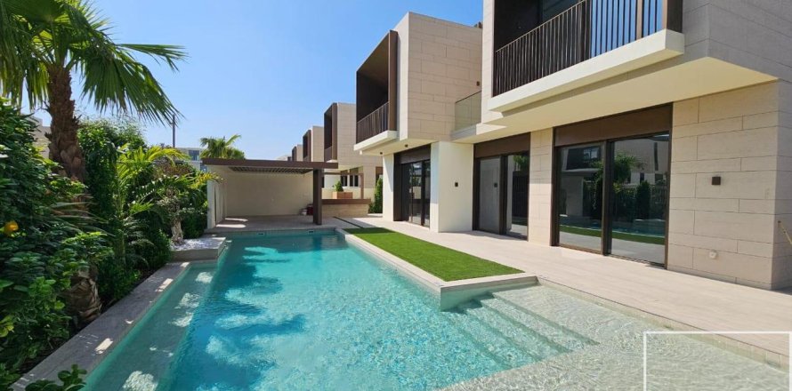 Villa in Dubai Hills Estate, Dubai, VAE: 5 Schlafzimmer, 659.98 m2 Nr. 755247