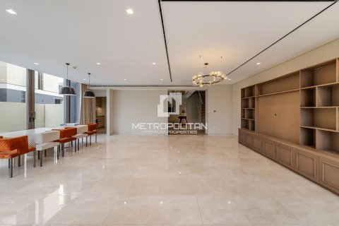 Willa do wynajęcia w Jumeirah, Dubai, ZEA 5 sypialnie, 540 mkw., nr 592291 - zdjęcie 11