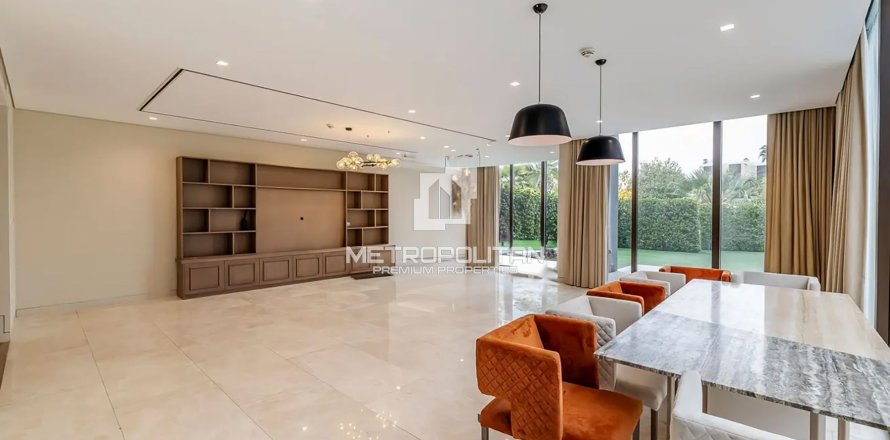 Willa w Jumeirah, Dubai, ZEA 5 sypialnie, 540 mkw. nr 592291
