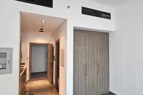 Apartment in Al Barsha, Dubai, UAE 39 sq.m. № 740649 - photo 2