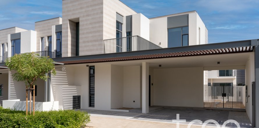 Maison de ville à Arabian Ranches 3, Dubai, EAU: 4 chambres, 225.48 m2 № 753673