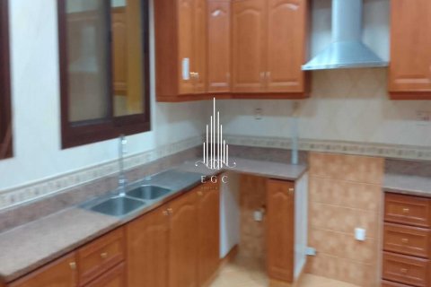 Villa til salg i Al Bateen, Abu Dhabi, UAE 10 soveværelser, 1800 kvm № 549012 - foto 13