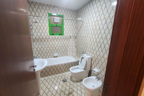 Villa til salg i Al Bateen, Abu Dhabi, UAE 10 soveværelser, 1800 kvm № 549012 - foto 15