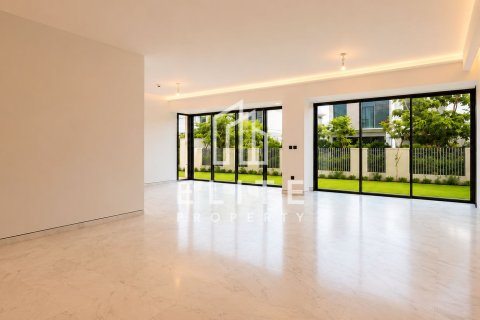 Villa asukohaga Tilal Al Ghaf, Dubai, AÜE: 5 magamistoaga, 520 m² Nr 736532