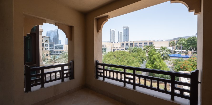 Apartman u Downtown Dubai (Downtown Burj Dubai), UAE 130.25 m2, 2 spavaćih soba Br. 748477