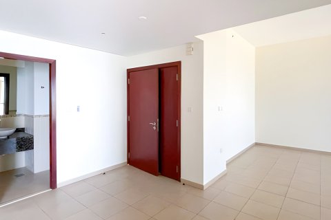Apartmen di Jumeirah Beach Residence, Dubai, UAE 2 bilik tidur, 136.94 meter persegi № 750557 - foto 4