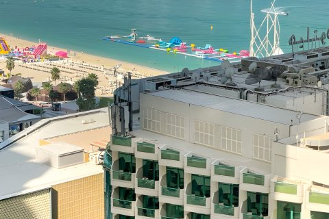 Apartmen di Jumeirah Beach Residence, Dubai, UAE 2 bilik tidur, 136.94 meter persegi № 750557 - foto 3