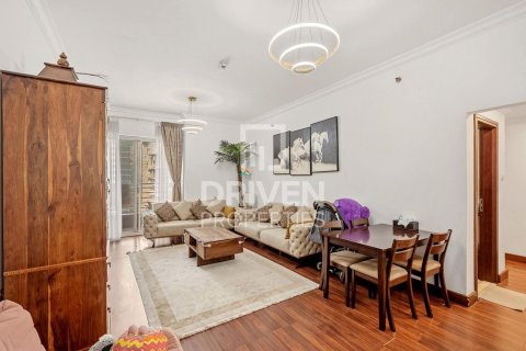 Apartamento em Jumeirah Lake Towers, Dubai, EAU 2 quartos, 121.52 m2 № 768480