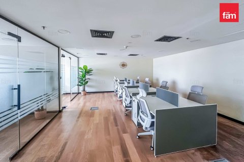 Kantoor in Dubai, VAE 104.5 vr.m. nr 760606