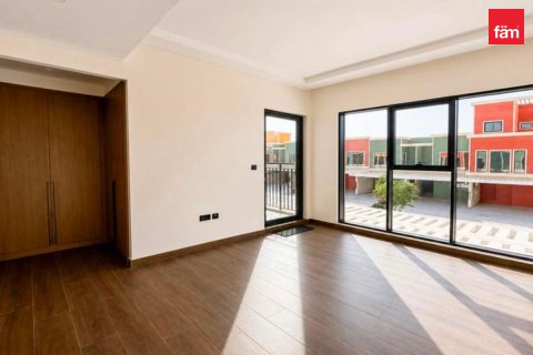 Stadthaus zur Miete in Dubai, VAE 4 Schlafzimmer, 144 m2 Nr. 753289 - Foto 2