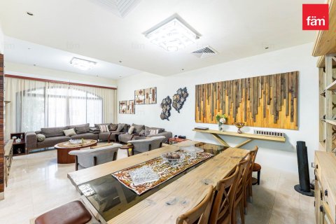 טאונהאוס להשכרה ב Dubai, איחוד האמירויות  4 חדרי שינה, 328.7 מ"ר, מספר 753294 - תמונה 4