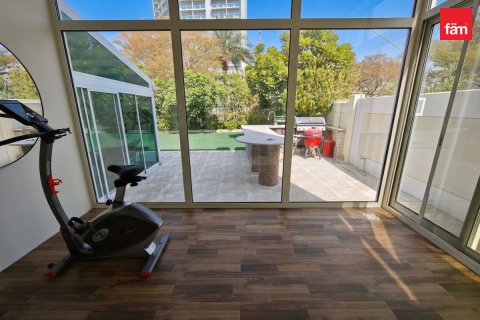 Vila di Dubai, UEA 4 kamar tidur, 501.5 m2 nomor 753290 - foto 17
