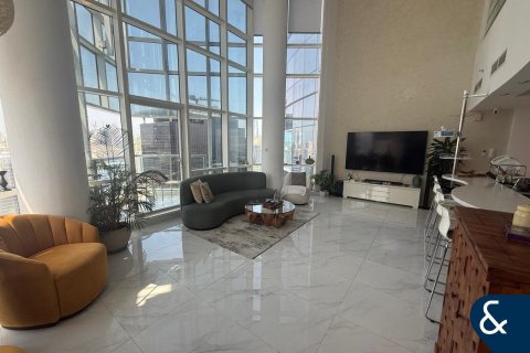Apartamento em Jumeirah Lake Towers, Dubai, EAU 2 quartos, 182 m2 № 667543