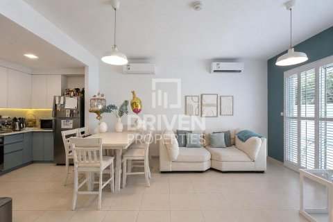Townhouse de vânzare în Town Square, Dubai, EAU 4 dormitoare, 287.53 mp.  №765333 - poză 2