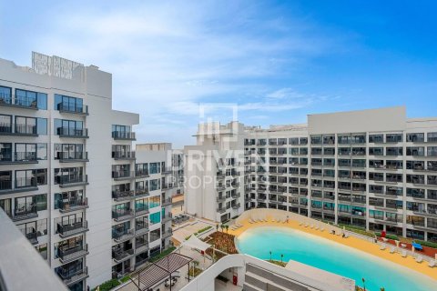 Apartament në Dubai Studio City, Emiratet e Bashkuara Arabe 1 dhomë, 32.98 m2. № 765338 - Foto 2