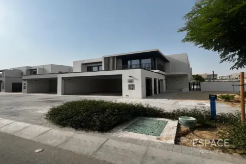 Vila v Jebel Ali, Dubai, SAE 4 ložnice, 300 m² Č.: 738135