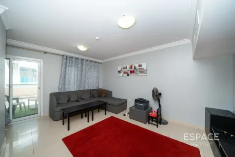Villa en alquiler en Jumeirah Village Circle, Dubai, EAU 3 dormitorios, 307 m2 № 738132 - foto 20