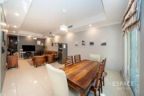 Villa en alquiler en Jumeirah Village Circle, Dubai, EAU 3 dormitorios, 307 m2 № 738132 - foto 2