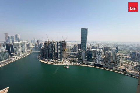 Apartmen di Business Bay, Dubai, UAE 2 bilik tidur, 135 meter persegi № 766561 - foto 6
