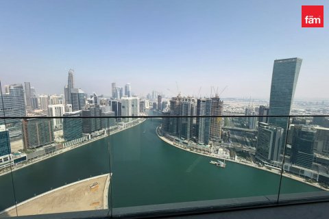 Apartmen di Business Bay, Dubai, UAE 2 bilik tidur, 135 meter persegi № 766561 - foto 21