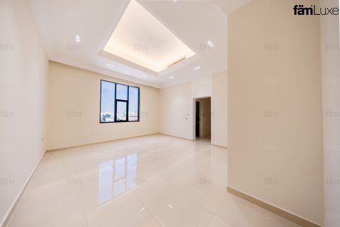 Vila v Al Quoz, Dubai, SAE 5 ložnice, 929.3 m² Č.: 766319 - fotografie 19