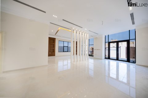 Vila v Al Quoz, Dubai, SAE 5 ložnice, 929.3 m² Č.: 766319 - fotografie 12