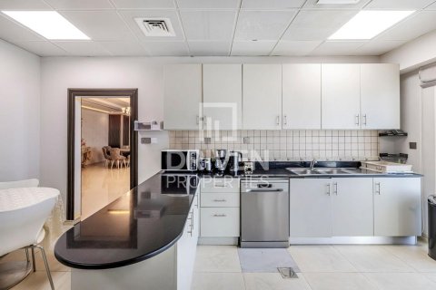 Appartement à louer à Dubai Marina, Dubai, EAU 4 chambres, 298.4 m2 № 757366 - photo 19