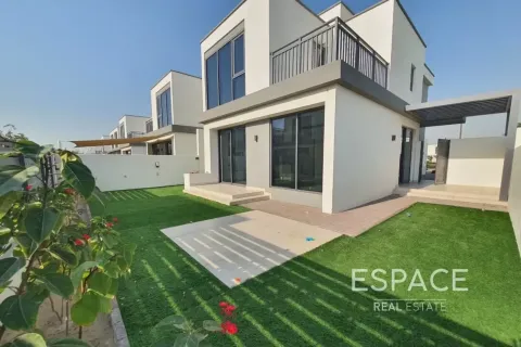 Villa i Dubai Hills Estate, Dubai, UAE 4 soveværelser, 230 kvm № 738424