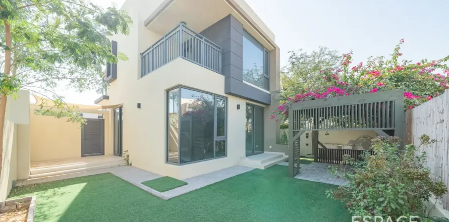 Huvila Dubai Hills Estate, Arabiemiraatit 4 makuuhuonetta, 230 m2 № 738422