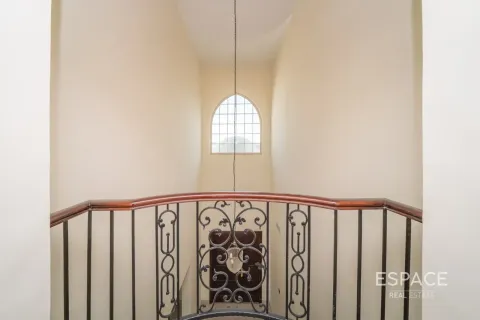 Villa à louer à Jumeirah Islands, Dubai, EAU 5 chambres, 604 m2 № 738423 - photo 4