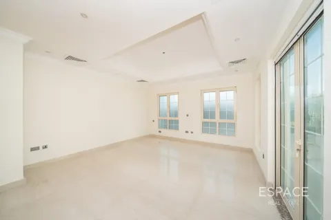 Villa à louer à Jumeirah Islands, Dubai, EAU 5 chambres, 604 m2 № 738423 - photo 5