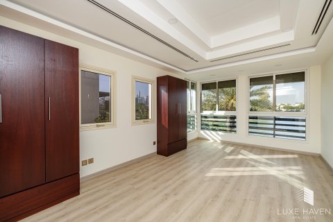 Vilă de închiriat în Meadows, Dubai, EAU 5 dormitoare, 576 mp.  №418924 - poză 19