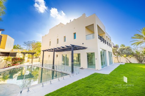 Vilă de închiriat în Meadows, Dubai, EAU 5 dormitoare, 576 mp.  №418924 - poză 28