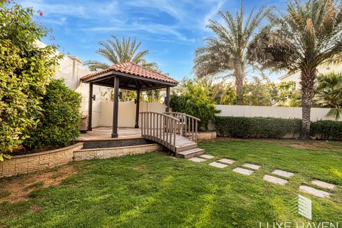 Villa itt: Jumeirah Park, Dubai, EAE, 3 hálószoba, 327.67 m², azonosító: 418925 - fénykép 3