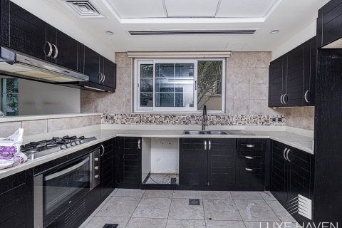 Villa itt: Jumeirah Park, Dubai, EAE, 3 hálószoba, 327.67 m², azonosító: 418925 - fénykép 8