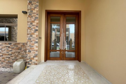 Vila v Al Raha Beach, Abu Dhabi, SAE 5 ložnice, 471.9 m² Č.: 476950 - fotografie 2