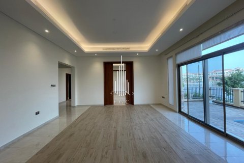 Vila v Al Raha Beach, Abu Dhabi, SAE 5 ložnice, 471.9 m² Č.: 476950 - fotografie 4