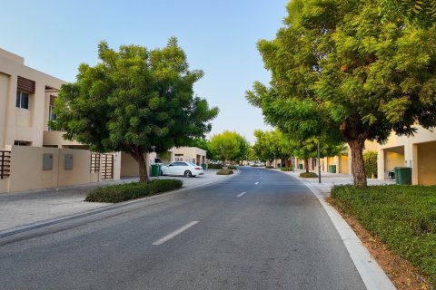 Ridamaja asukohaga Ras Al Khaimah, AÜE: 3 magamistoaga, 316 m² Nr 735143