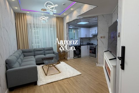 Apartament de închiriat în Jumeirah Lake Towers, Dubai, EAU 1 dormitor, 64 mp.  №765889 - poză 2