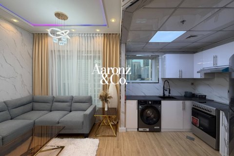 Apartament de închiriat în Jumeirah Lake Towers, Dubai, EAU 1 dormitor, 64 mp.  №765889 - poză 3