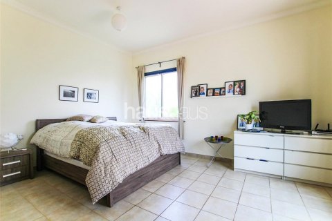 Vila u gradu Dubai Sports City, UAE 4 spavaće sobe, 350 m2 Br. 626469 - Slika 5