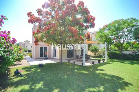 Vila u gradu Dubai Sports City, UAE 4 spavaće sobe, 350 m2 Br. 626469 - Slika 8